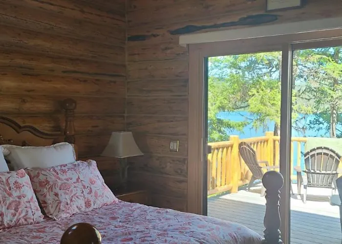 Christys Cottage Waterfront With Slide And Ice Shanty