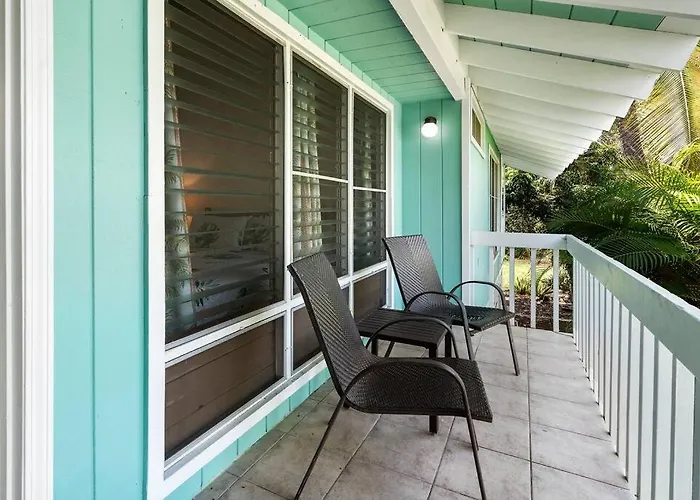 New A/C Central Kona Surf House 4Bd/4Bth Sleeps8