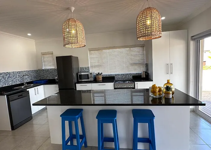 Happy Dayz Holiday House
