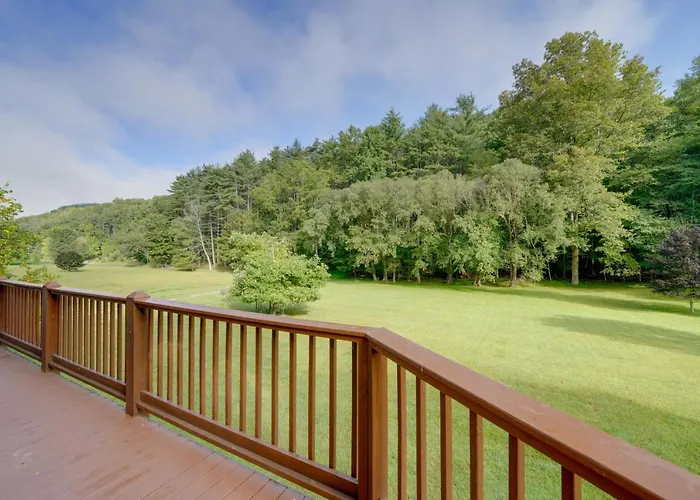 Riverfront West Virginia Cabin W/ Screened-In Deck