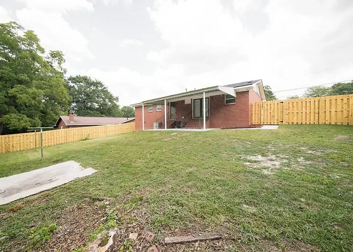 Cozy Brick Ranch Home Owned And Operated By An Army Soldier!!