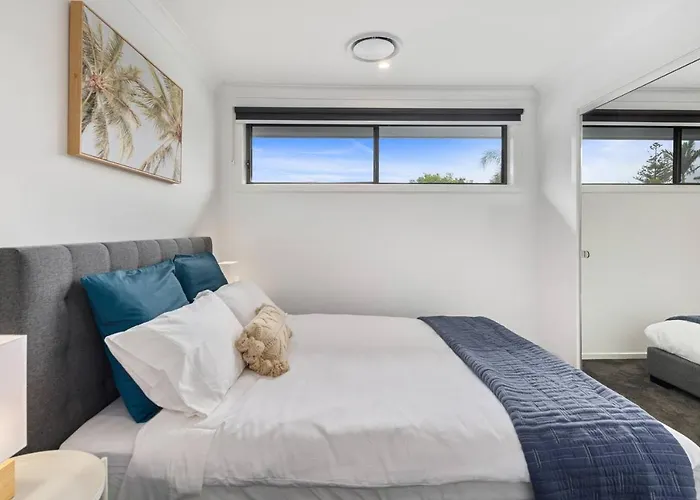 East Corrimal Escape - Beautiful Beachside Living