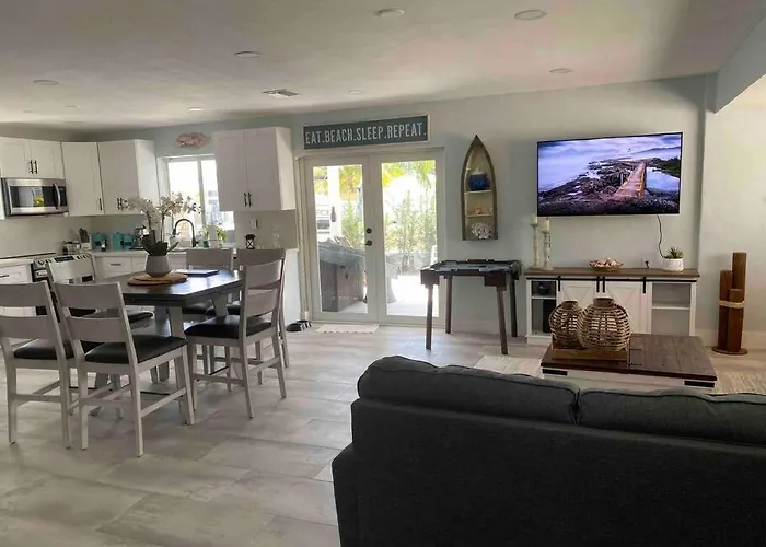 Key Deer Retreat/Direct Gulf Access/Hot Tub