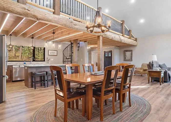 The Haven-Rustic Secluded Cabin