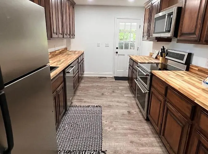 3 Bedroom Home Near Berry College And Local Hospitals Rome