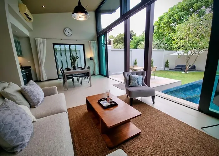 Horizon Vista Pool Villa Family Retreat Bangtao