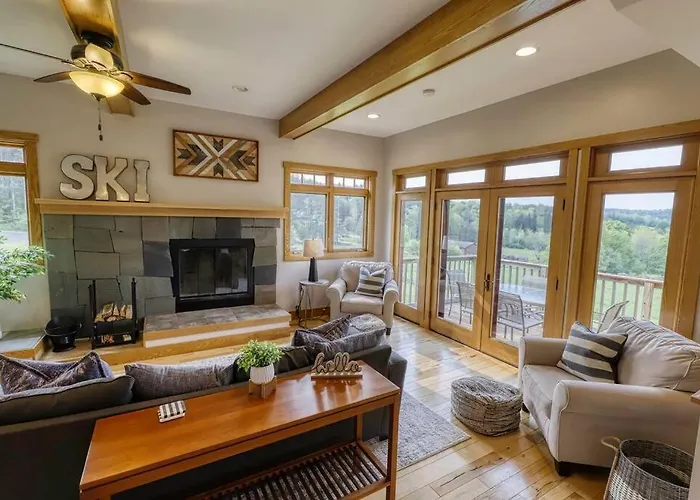 Huge Home W Studio Apt-Mountain Views-Hot Tub-Sauna