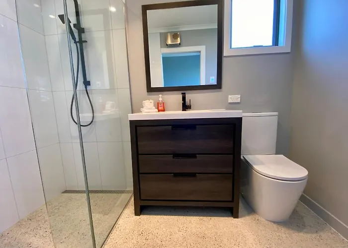Central, Cosy, Convenient