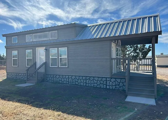 066 South Rim Grand Canyon Tiny Home Sleeps 8