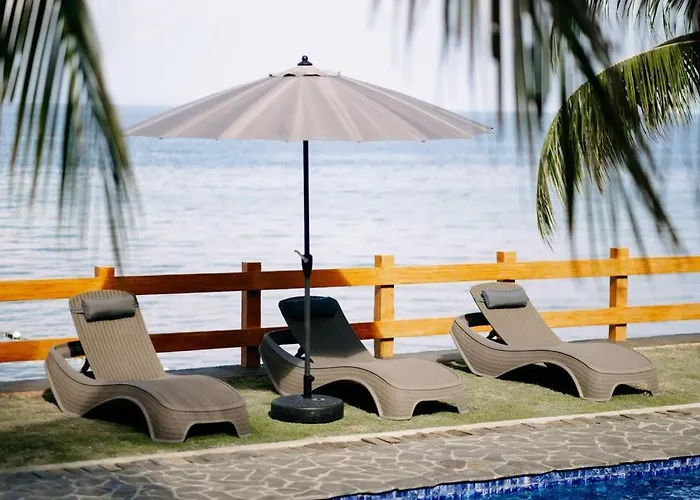 Reef Side Exclusive Beachfront House In Cebu