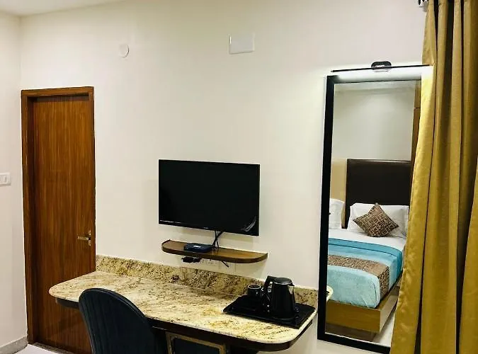 Greens Elite-Business Class Hotel Near Chennai Central Railway Station
