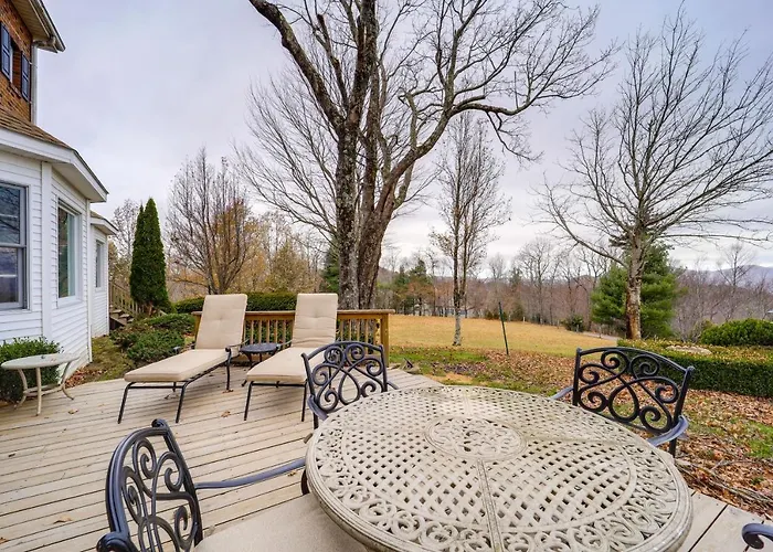Immaculate Boone Villa W/ Entertainment Lounge!