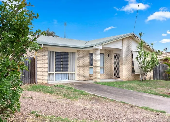 Bay Breeze - Easygoing Beachside Living For Families