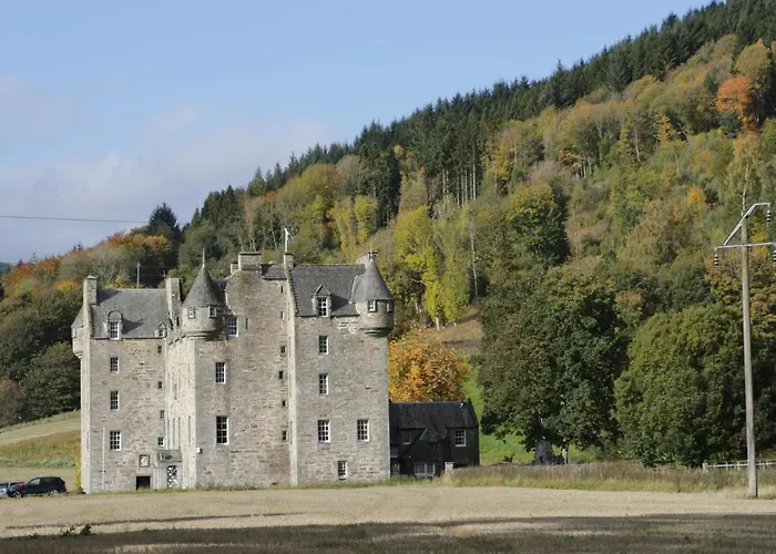 2 Strathtay Lodges
