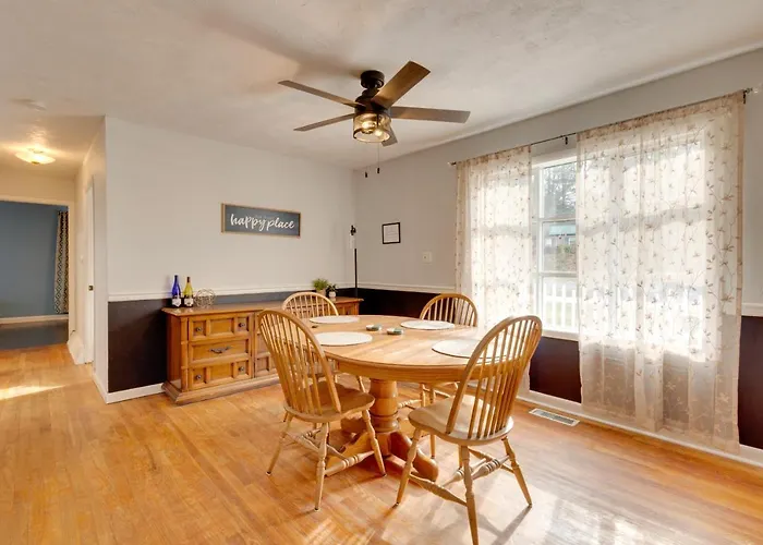 Charming State College Home - 4 Mi To Psu!