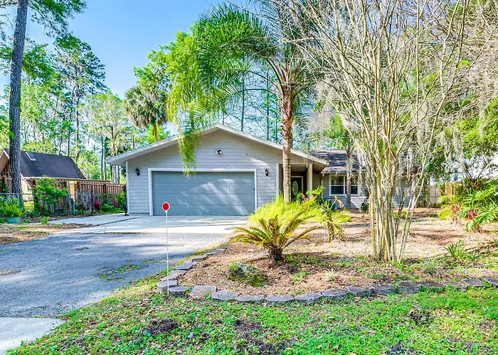Dock And Lanai Waterfront Home In Dunnellon