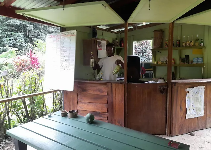 3 Rivers Eco Lodge
