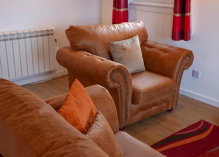 Appin Holiday Homes - Lodges, Shepherds Hut And Train Carriage Stays