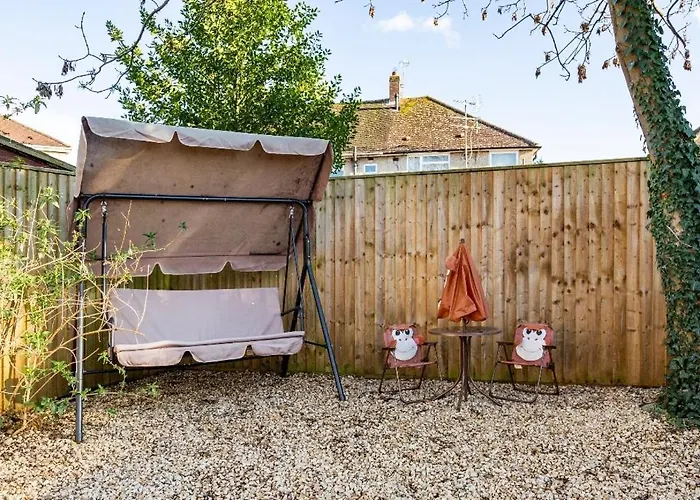 Luxury House 4 Ensuite Bedrooms, Free Parking ,Wifi