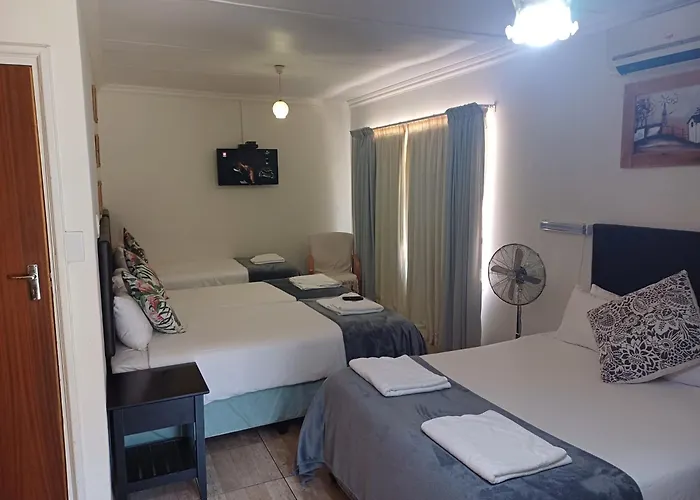 Cura Lodge