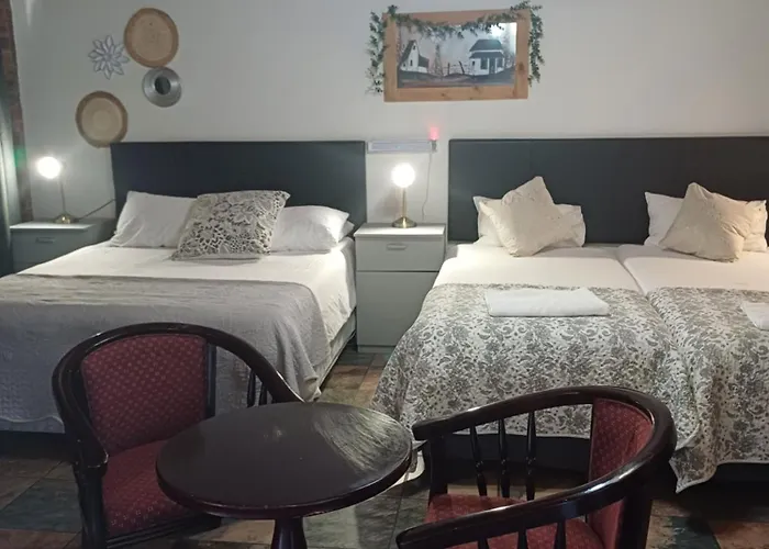 Cura Lodge
