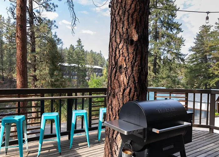 Loge Leavenworth Riverside