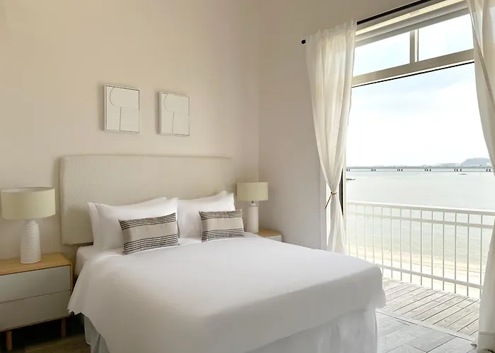 Amazinn Places Casa Del Mar