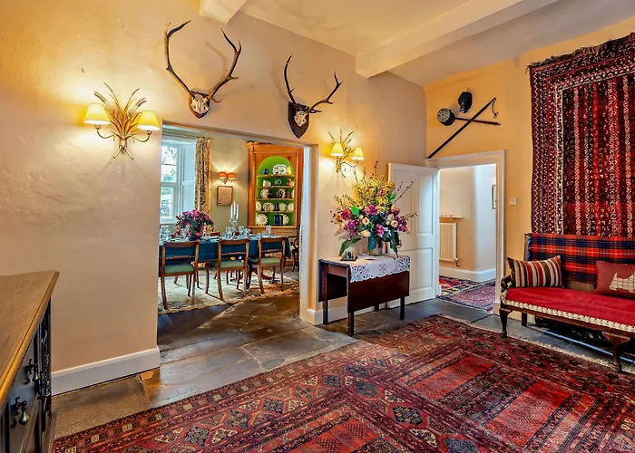4 Bed In Penrith Oc-94247