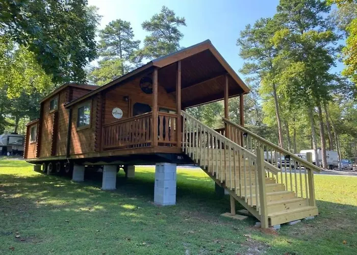Serene 1Br Cabin Near Nc Z00 With Loft & Waterview