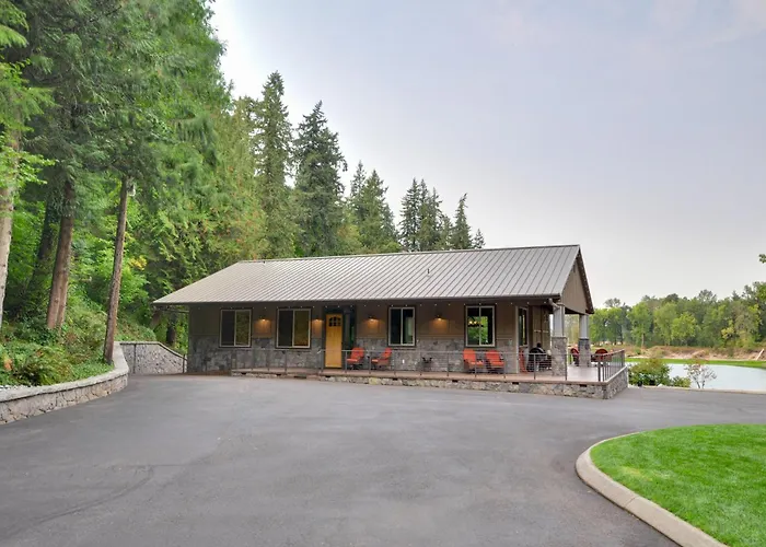 Luxurious Waterfront Retreat W/ Private Pond!