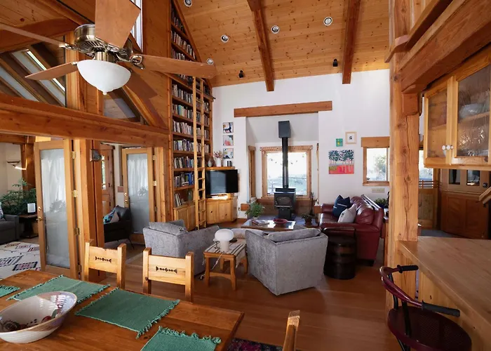 Tiny Creek Retreat
