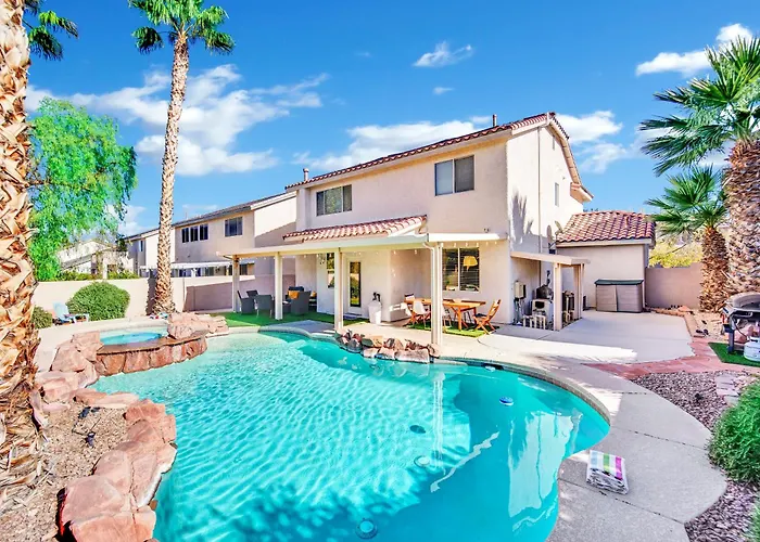 Seven Palms | 4Br Henderson Pool & Spa Retreat