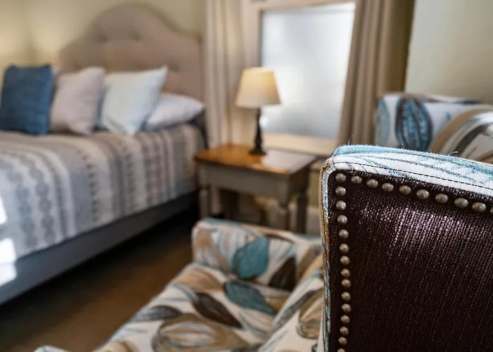 Pioneer Vacation Rentals - Pioneer South Downtown Ashland