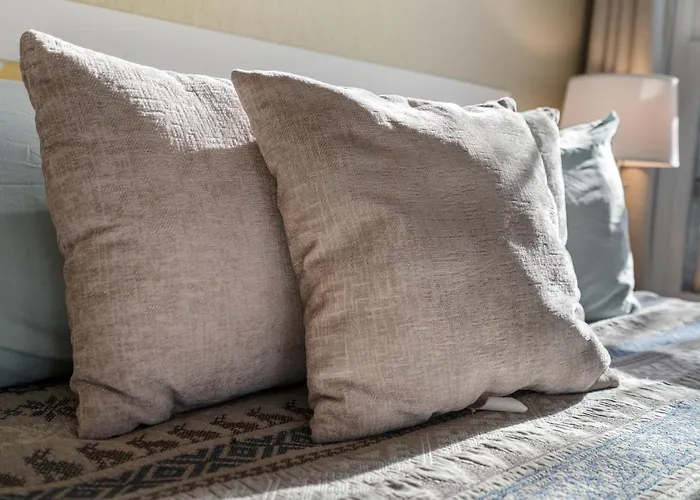 Pioneer Vacation Rentals - Pioneer South Downtown Ashland