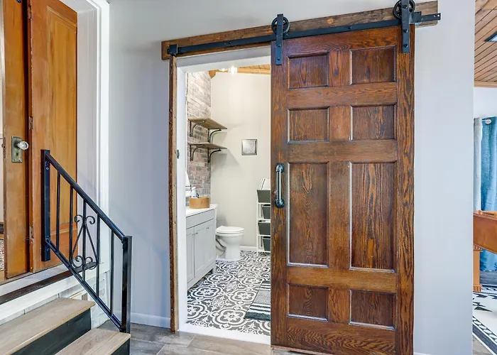 Cozy Tiffin House W/ Private Pool: 1 Mi To Town!