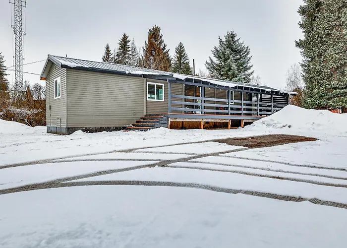 Downtown Cascade Vacation Rental < 1 Mi To Lake!