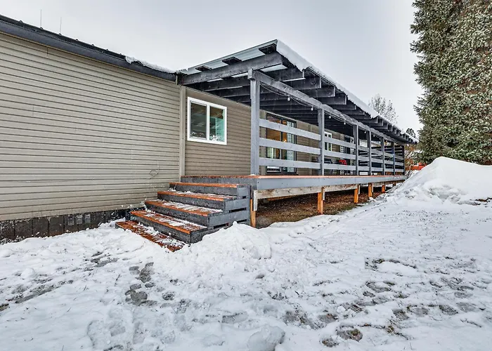 Downtown Cascade Vacation Rental < 1 Mi To Lake!