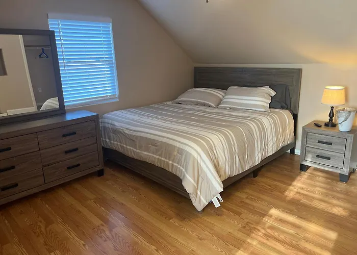Spacious 3 Bedroom Ewing Home -Quiet
