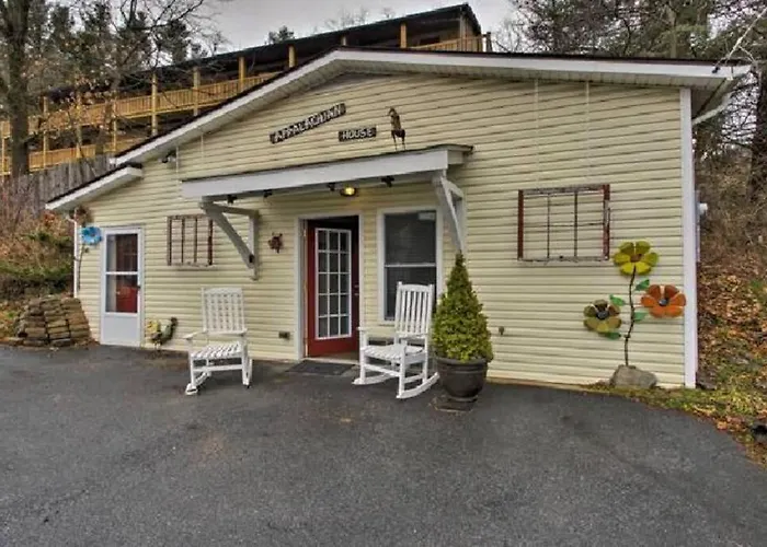 Appalachian House Downtown Boone On King Street