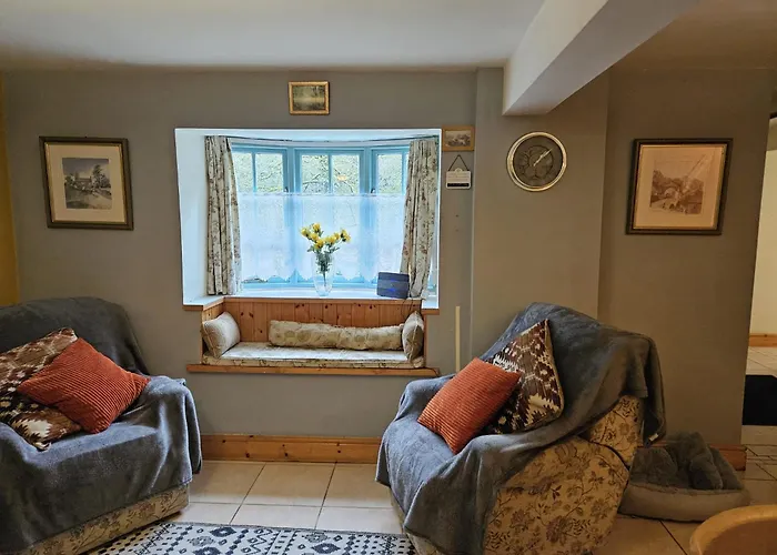 Rose Cottage - Cosy Cottage In Millers Dale
