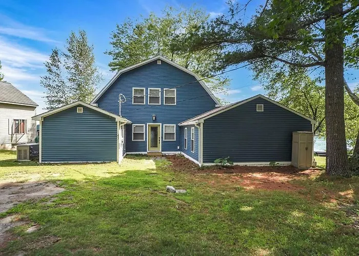 Lakefront Trifecta With Private Hot Tub, Sauna & Free Massages