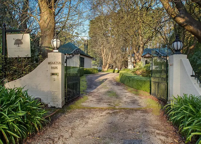 Moulton Park Estate - Cottages