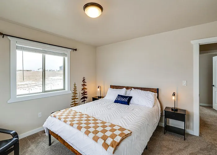 Laptop-Friendly Grangeville Getaway W/ Fire Pit!
