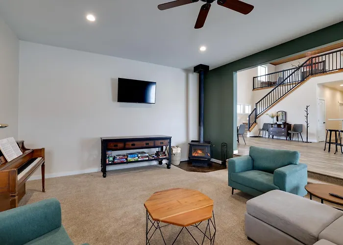Laptop-Friendly Grangeville Getaway W/ Fire Pit!