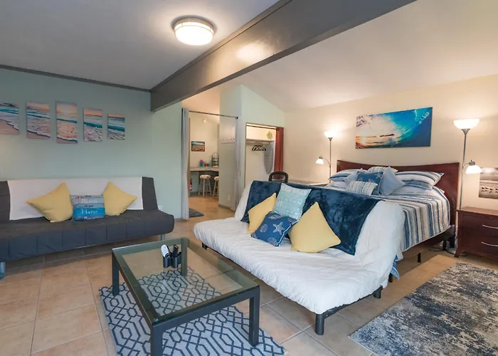 * - The Leucadia Beach Grotto - * An Encinitas Gem