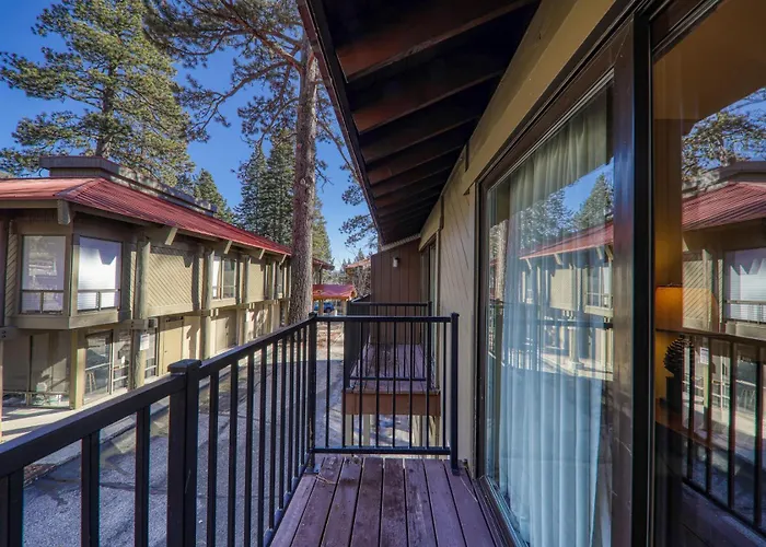 Charming Studio Deluxe W/Kitchen #215 At Donner Lake Village