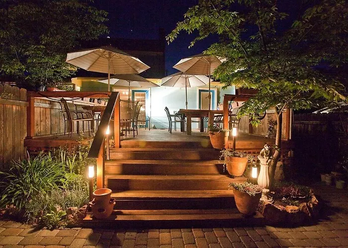 Bluemoon Vacation Rentals - Bluemoon House