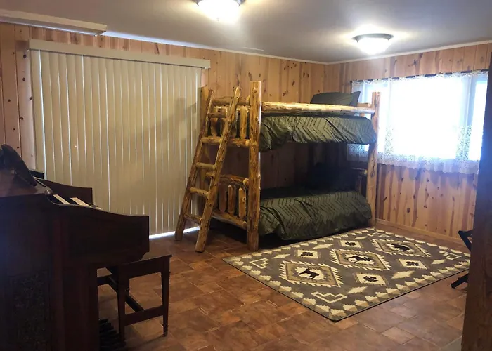 Chapel Forest Cabin