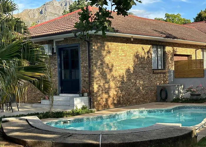 Stellenhaus Guest Cottage