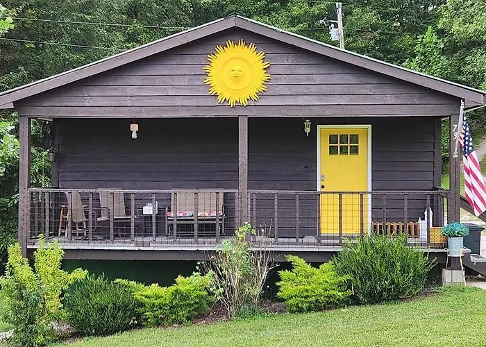 Rise And Shine! A Gorge-Ous Cabin!